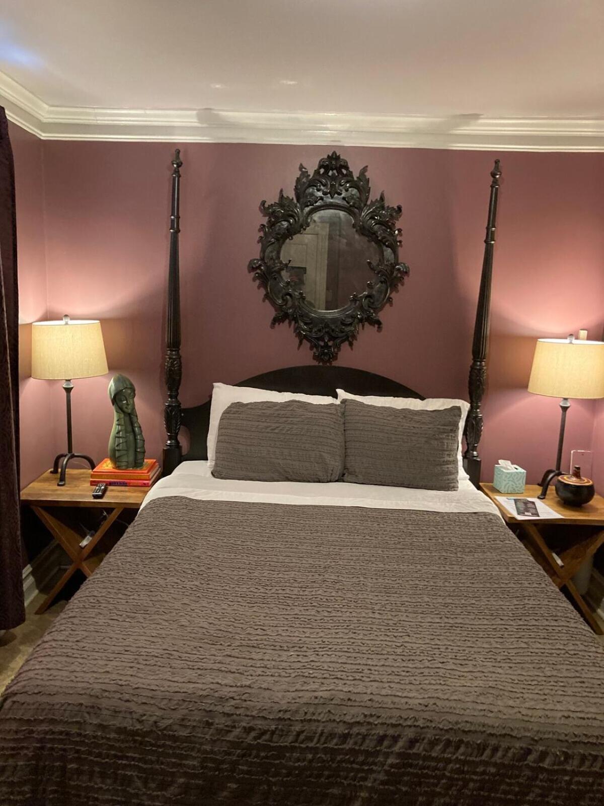 The Toscana Bed & Breakfast Chicago
