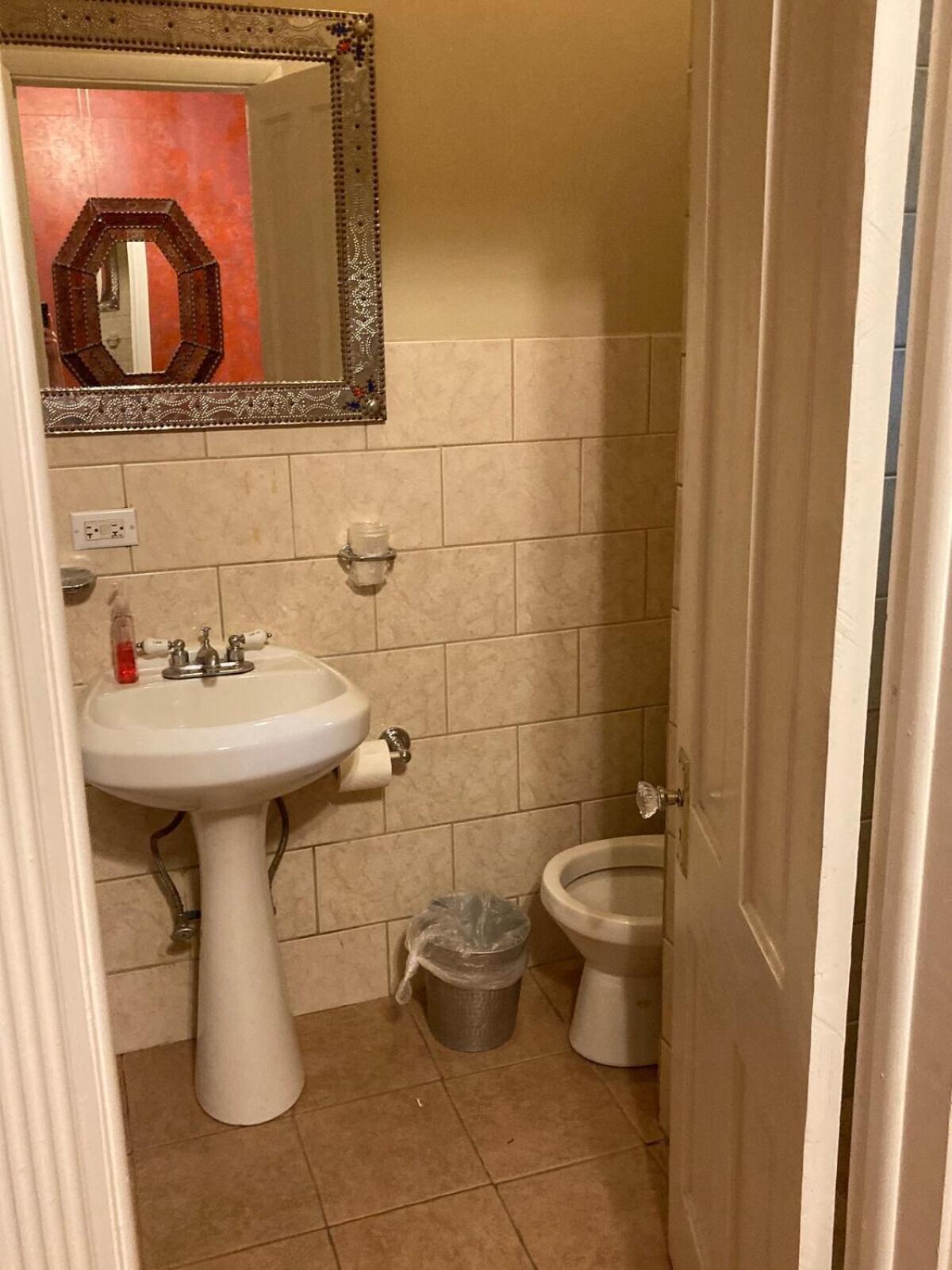 The Toscana Bed & Breakfast Chicago