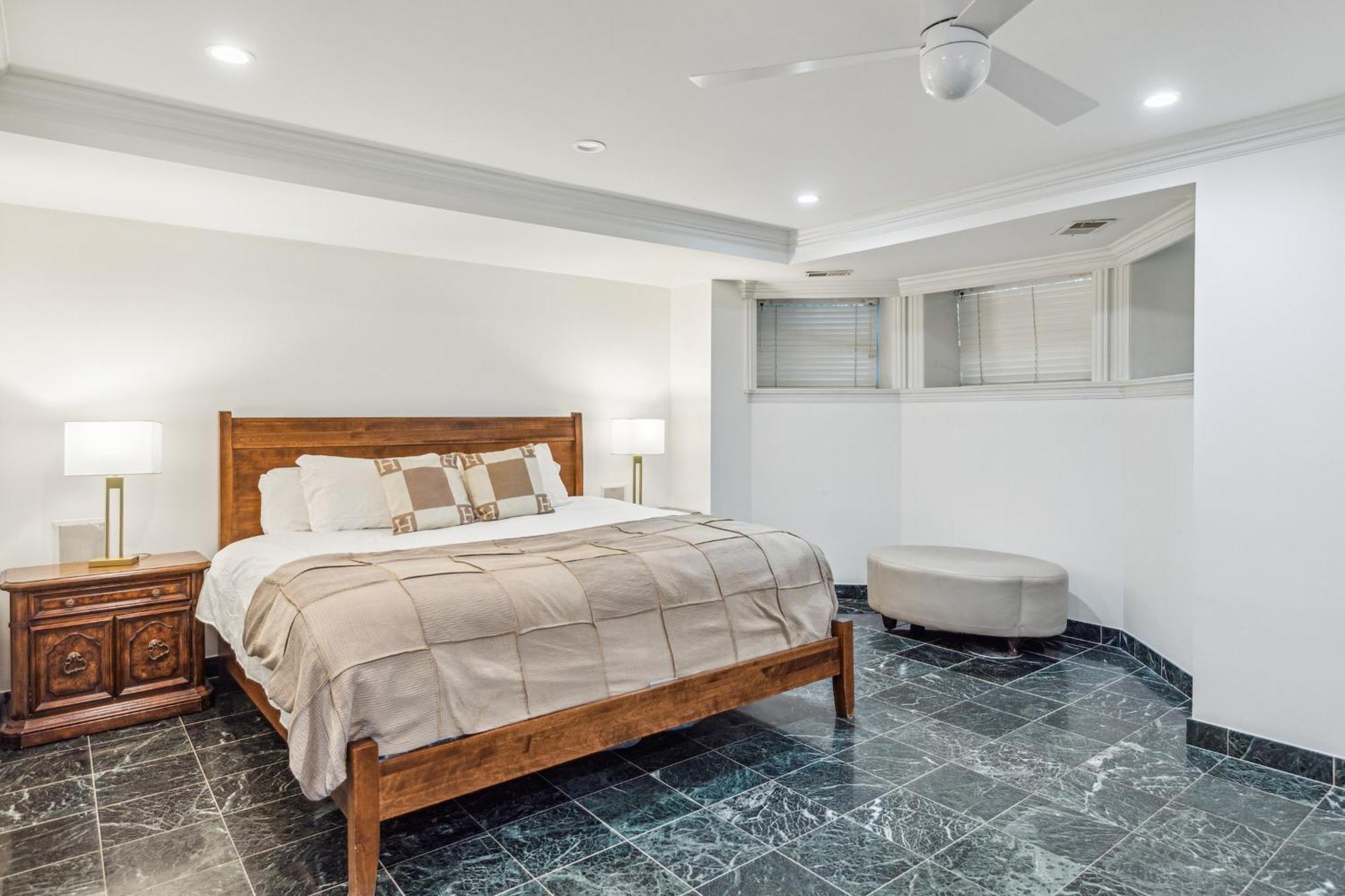 Apartment Gold Coast Next To Oak Street