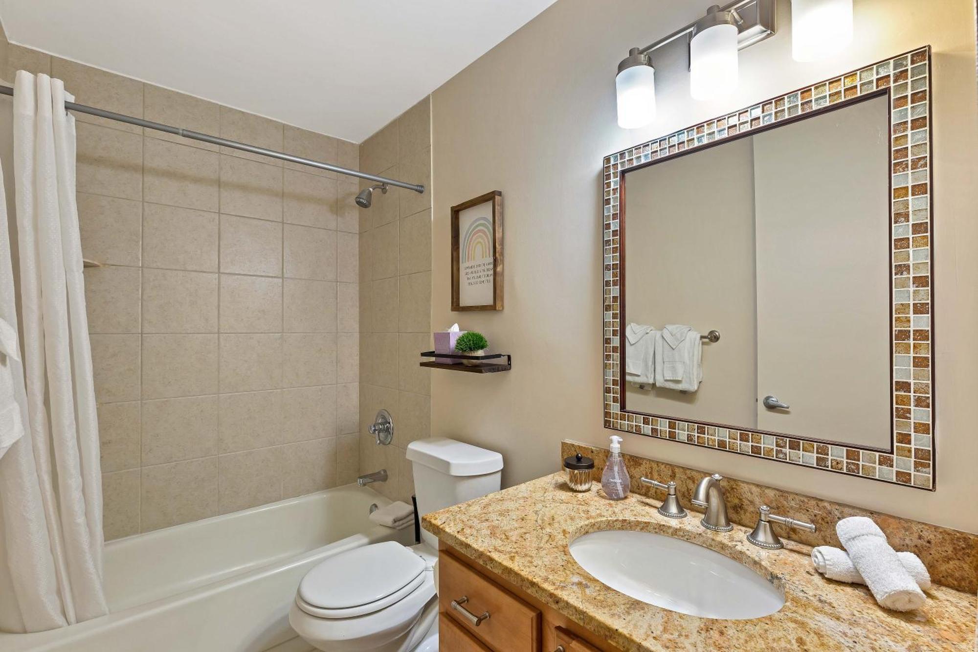 2bd River North With Million Dollar Views! *