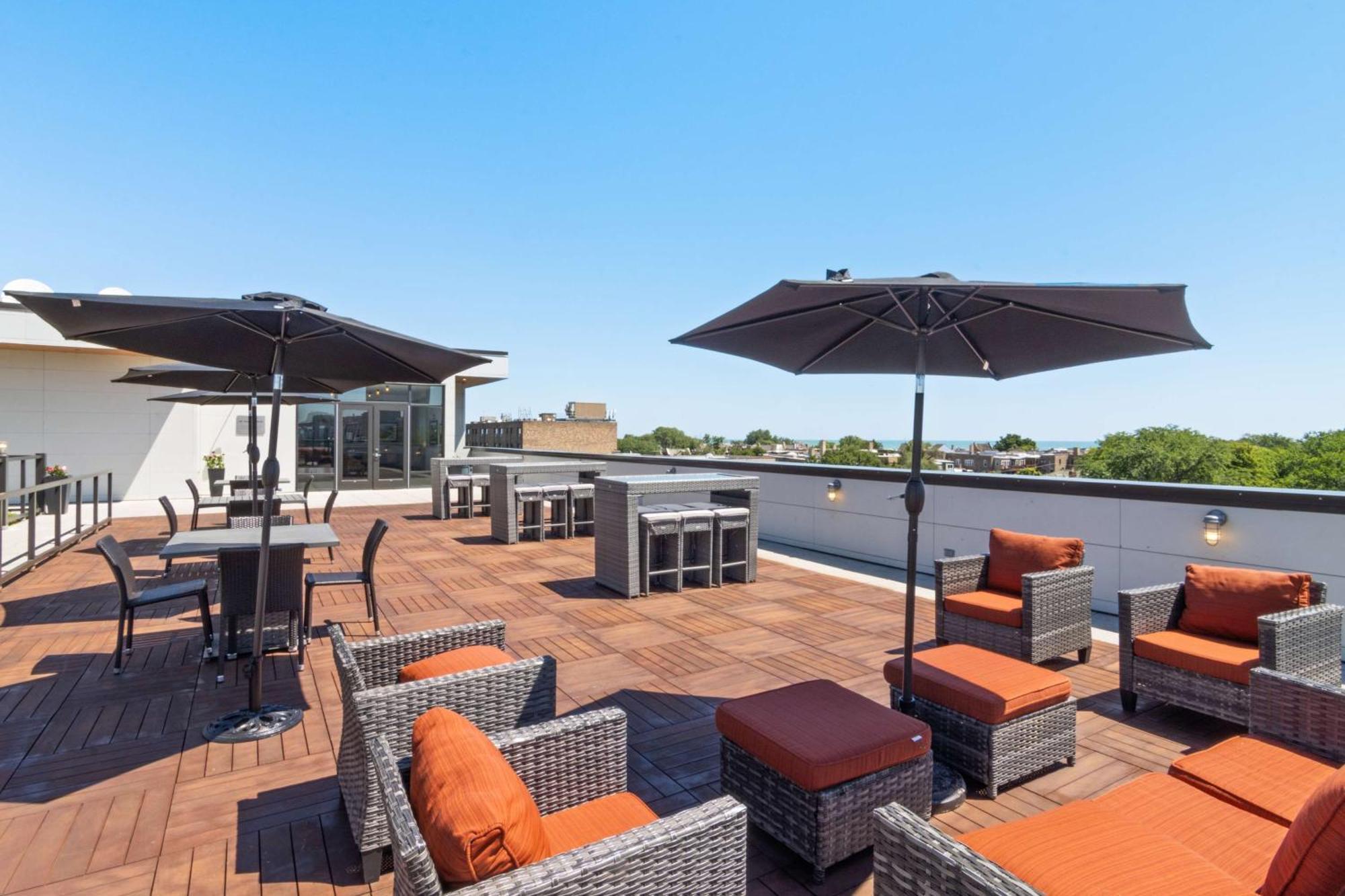 Hampton Inn Chicago North-Loyola Station, Il 3*