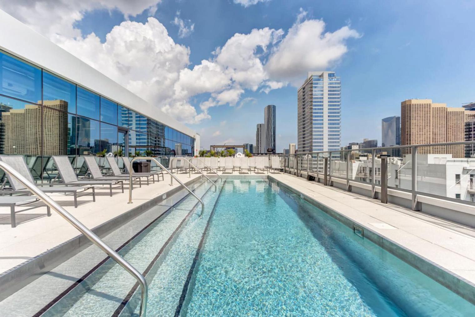 Apartment W Loop 1br W Gym Pool In Heart Of Greektown Chi-537 Chicago