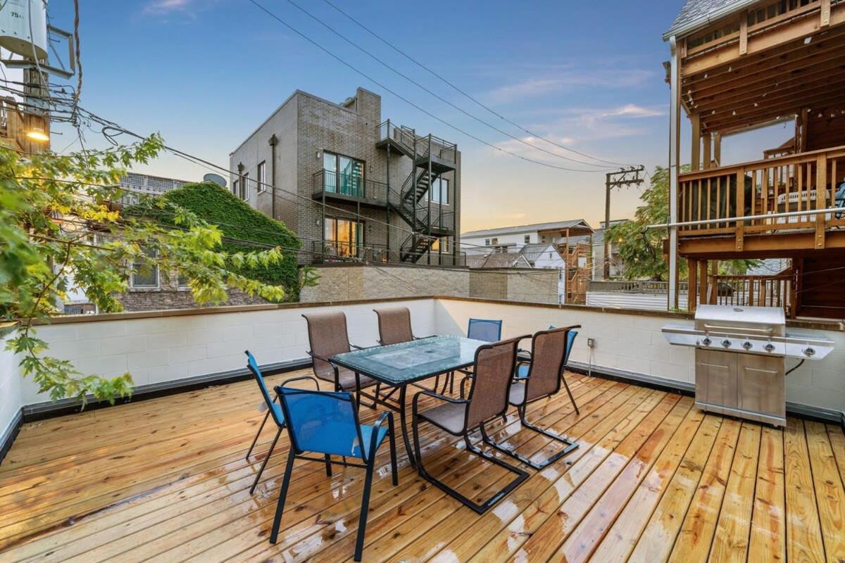 Holiday home Luxury Retreat With Theater *