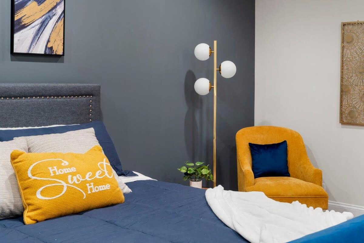 Luxury Retreat With Theater Holiday home Chicago