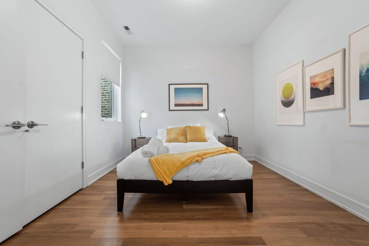 4-bedroom Luxury With Rooftop & Skyline Views Apartment