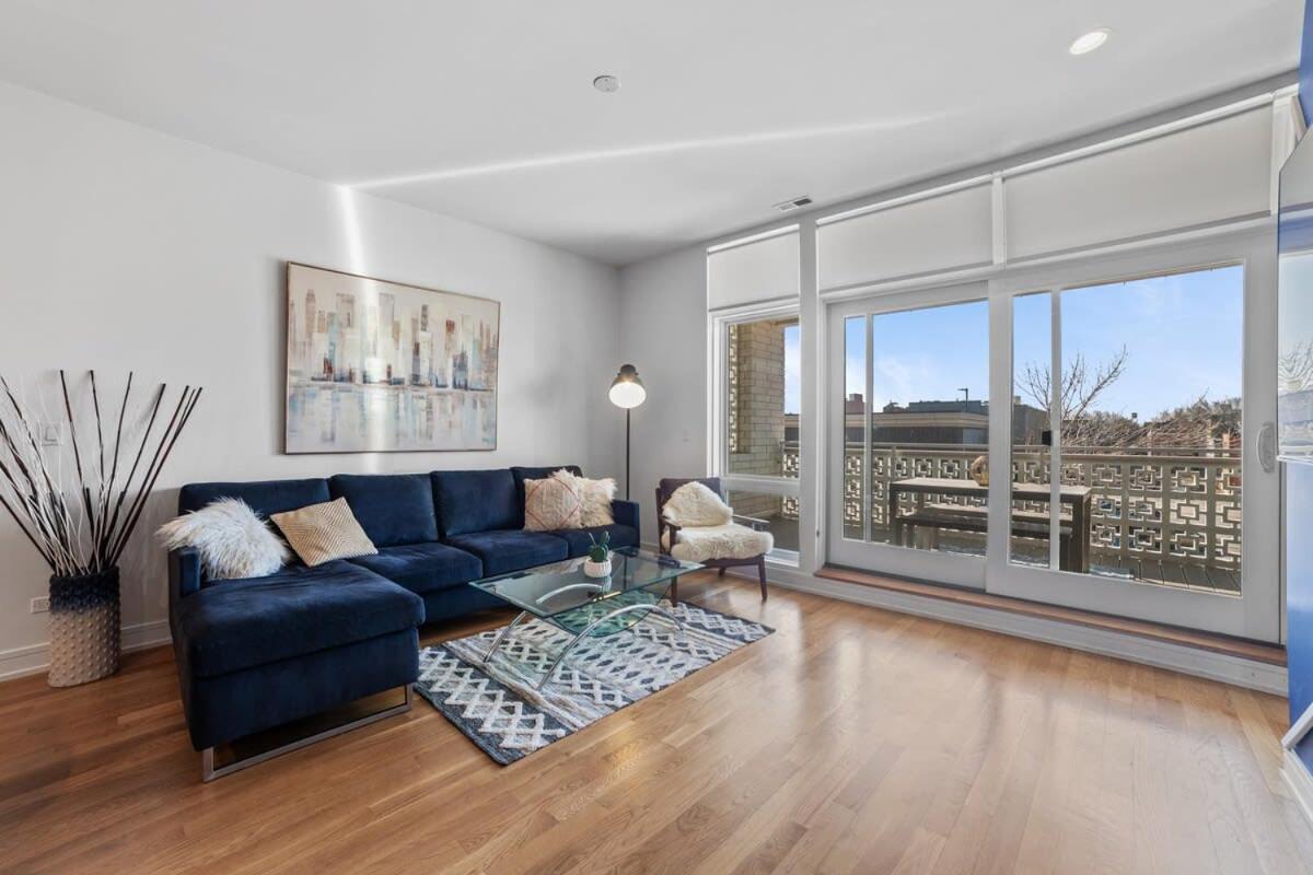 Apartment 4-bedroom Luxury With Rooftop & Skyline Views Chicago