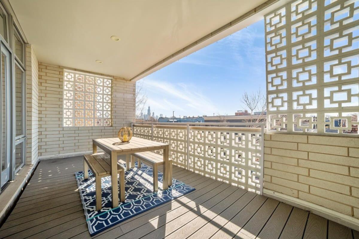 4-bedroom Luxury With Rooftop & Skyline Views * Chicago
