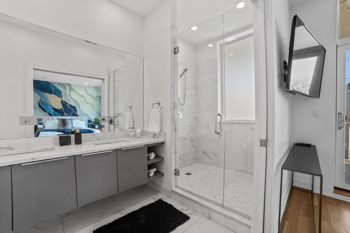 Apartment 4-bedroom Luxury With Rooftop & Skyline Views