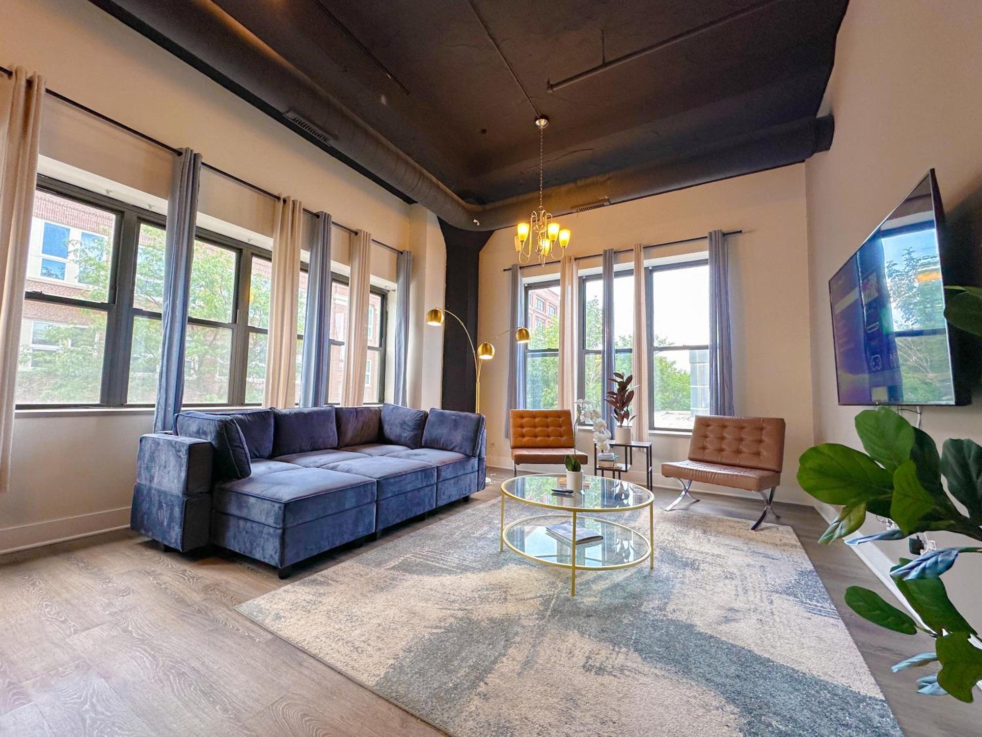 Mccormick Place Spacious Family Heaven 3b-2b With Optional Parking That Sleeps Up To 10 Apartment