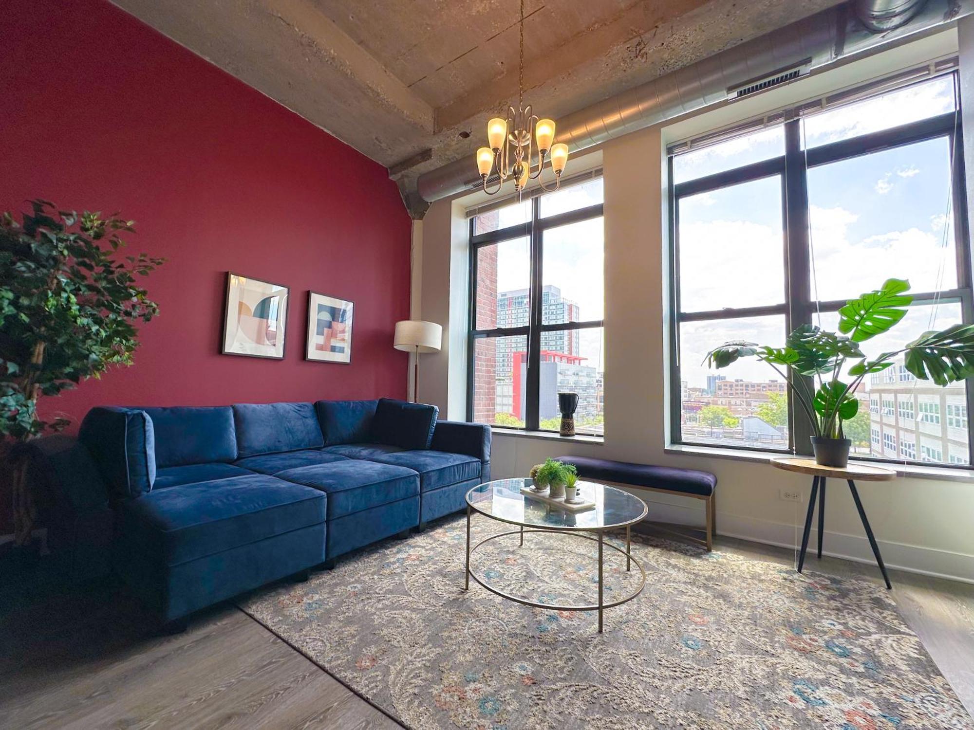 Mccormick 2br-2ba Family Unit For Up To 8 Guests With Optional Parking & Gym * Chicago