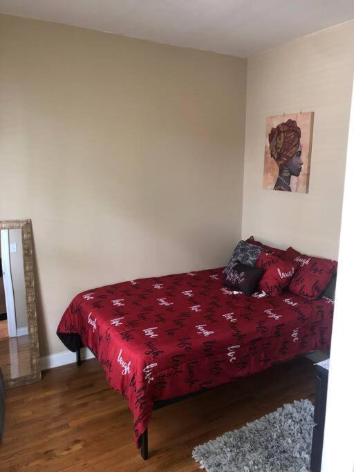 Apartment Tones Comfort Near U Of Chgo And 20min Dtwn Chgo Chicago