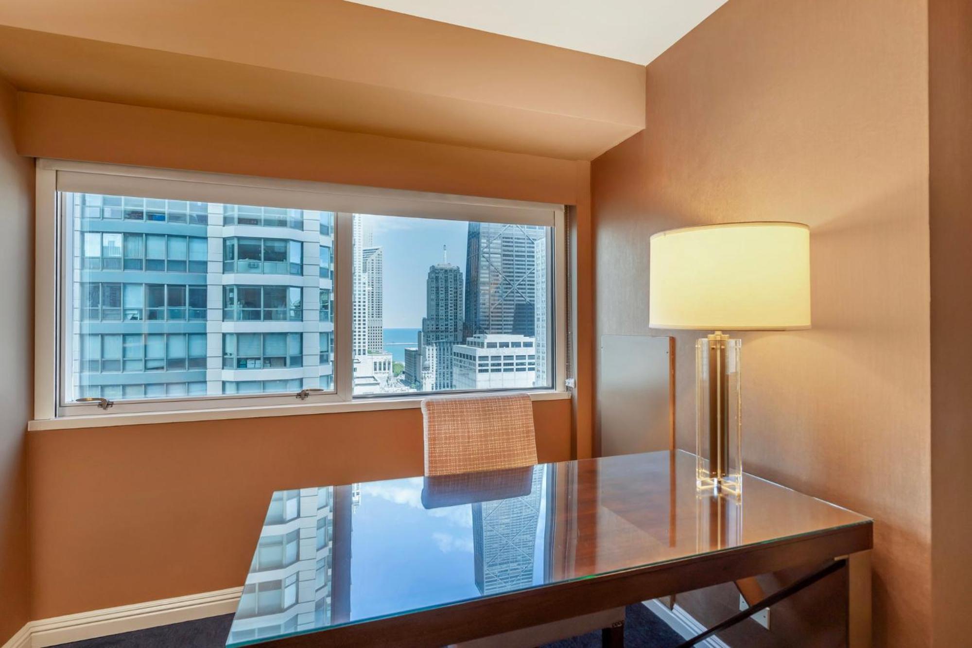 Omni Hotel 4*