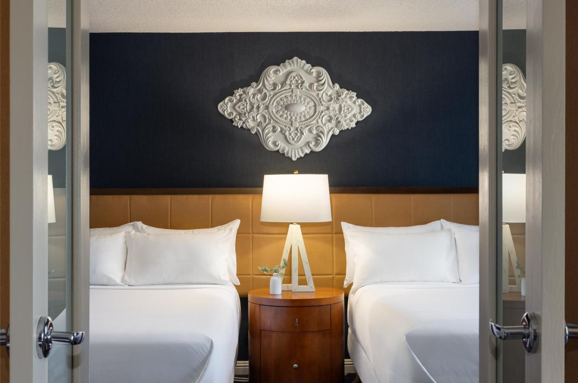 Omni Chicago