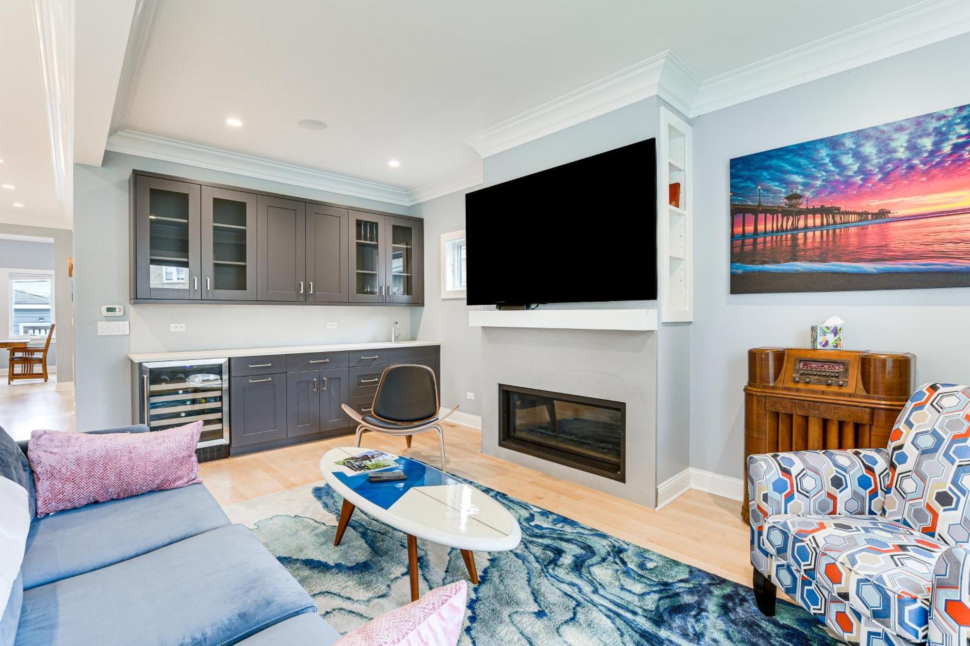Holiday home Awesome With Game Room, Deck And Yard! *