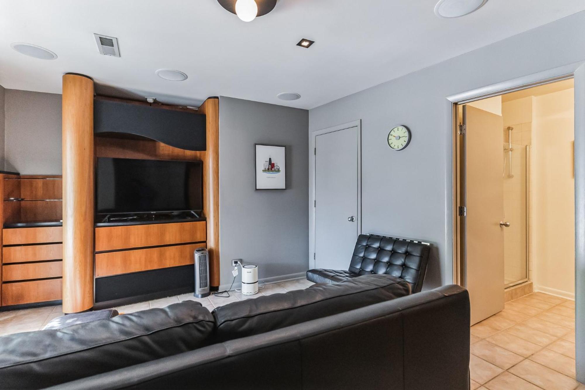 Family-friendly South Loop Escape Holiday home Chicago