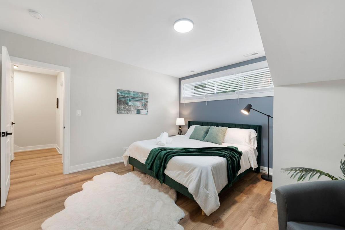 2 Bed & 3 Bath Apartment