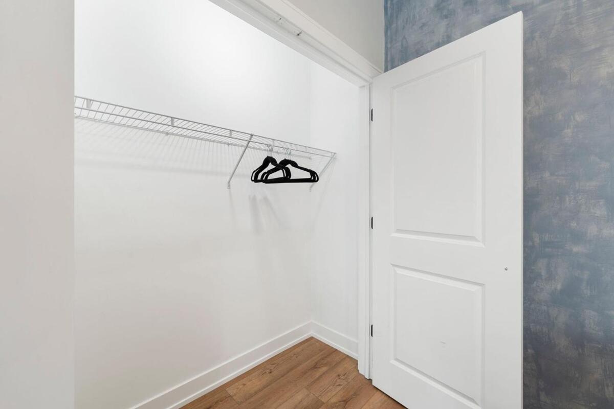 2 Bed & 3 Bath * Chicago