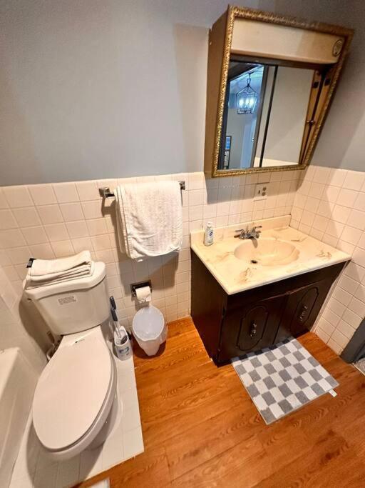 Apartment North Side Escape Modern Near Shops&dining Chicago
