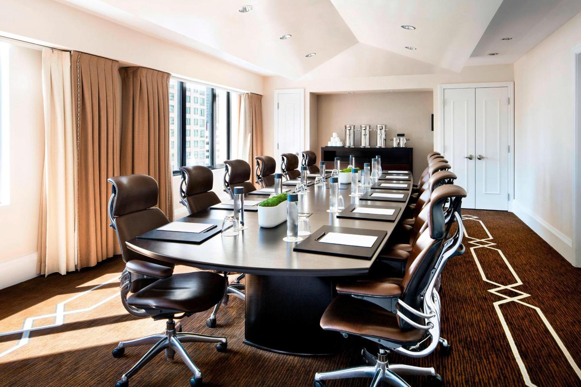 The Gwen, A Luxury Collection Hotel, Michigan Avenue Hotel 4*
