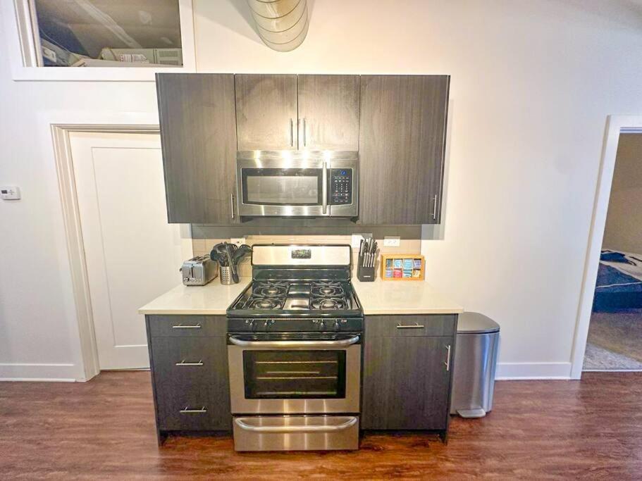 Mccormick Cosy 3bedroom With Optional Parking For 8 Guests * Chicago