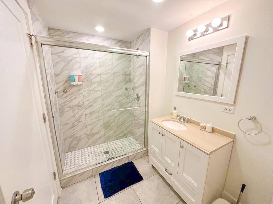 Mccormick Cosy 3bedroom With Optional Parking For 8 Guests * Chicago