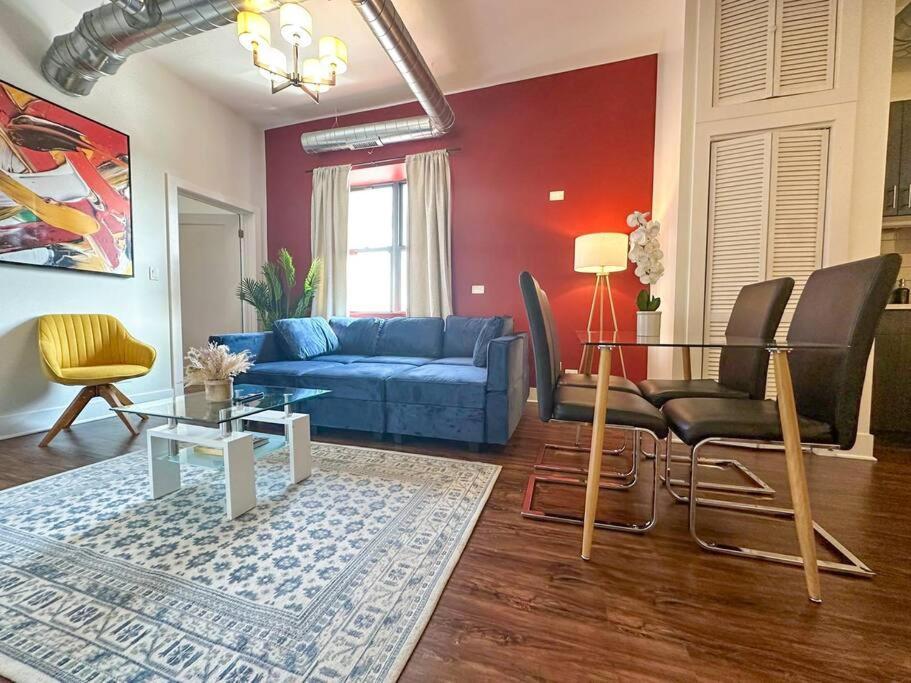 Mccormick Cosy 3bedroom With Optional Parking For 8 Guests Apartment Chicago