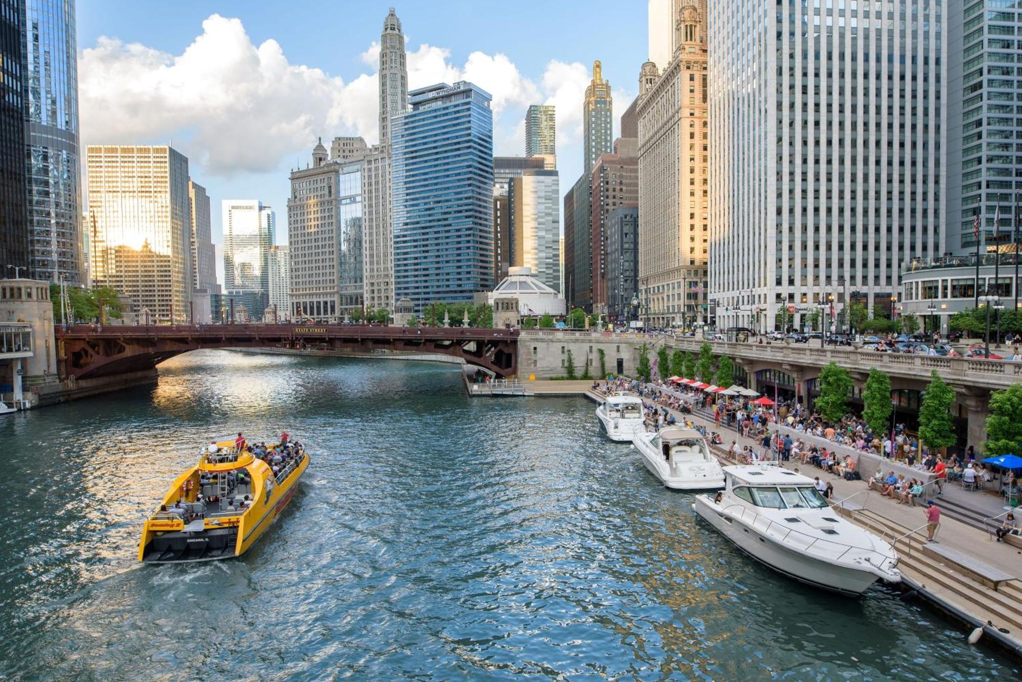 & - Downtown, An Ihg 3* Chicago