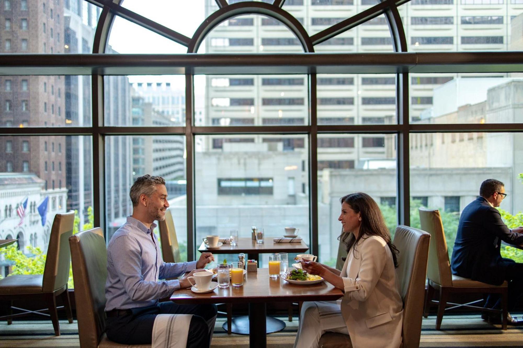 Omni Chicago