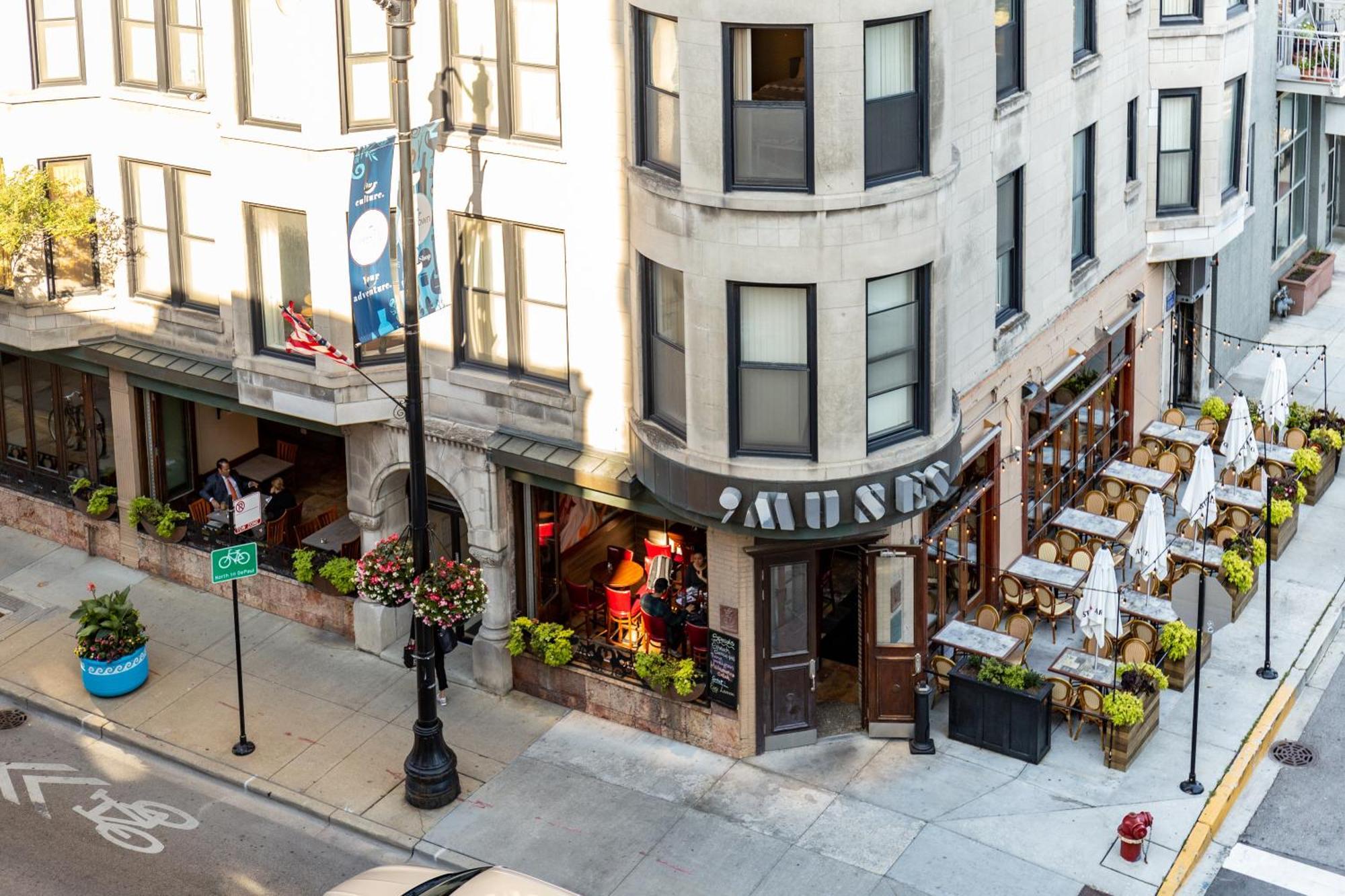 Aparthotel Sonder Greektown 4*