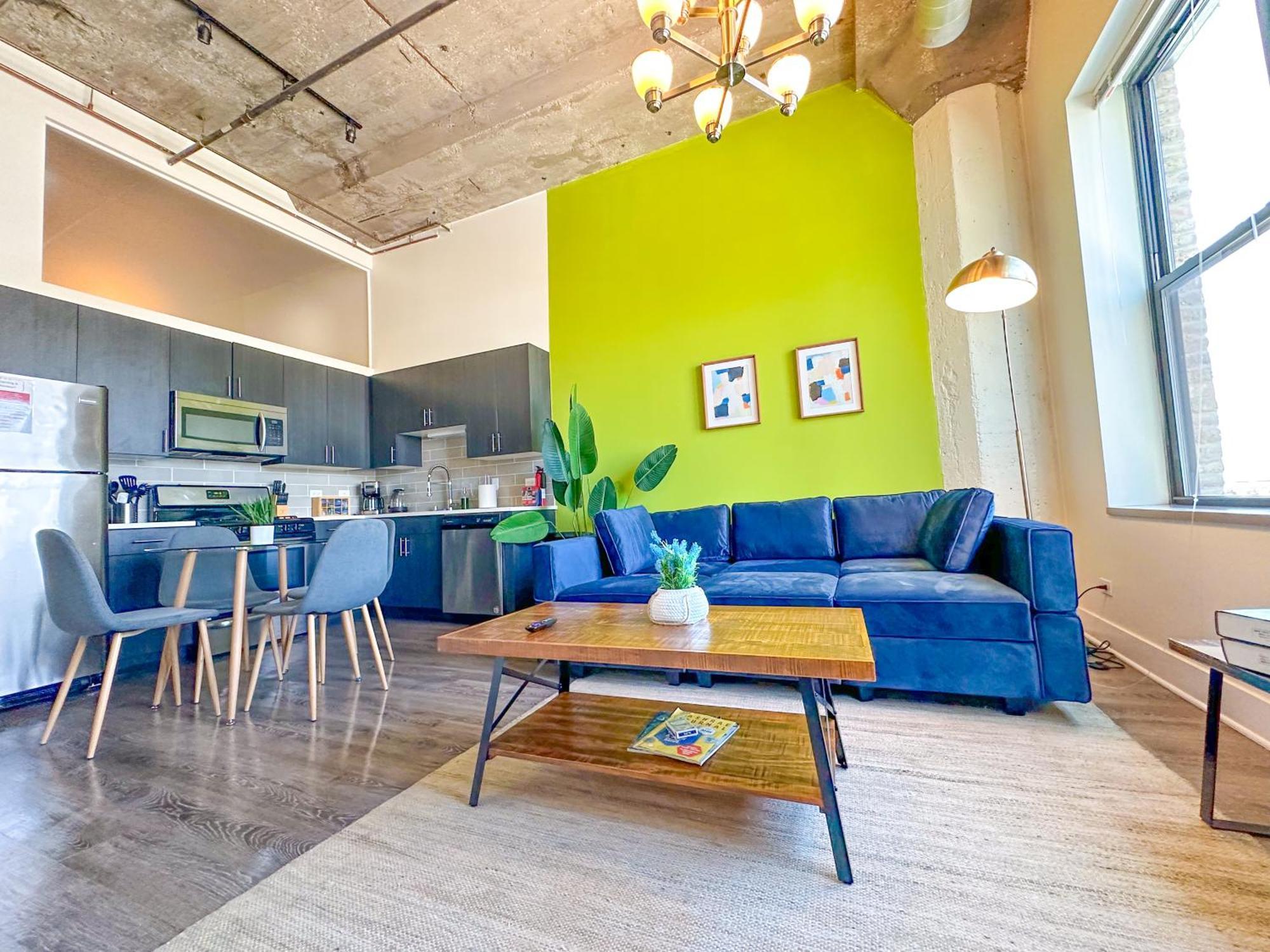 Mccormick 2br-2ba Family Unit For Up To 8 Guests With Skyline View, Optional Parking And Gym Access * Chicago