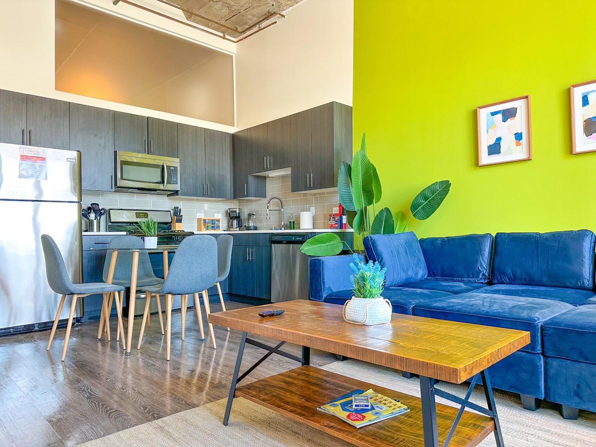 Mccormick 2br-2ba Family Unit For Up To 8 Guests With Skyline View, Optional Parking And Gym Access * Chicago