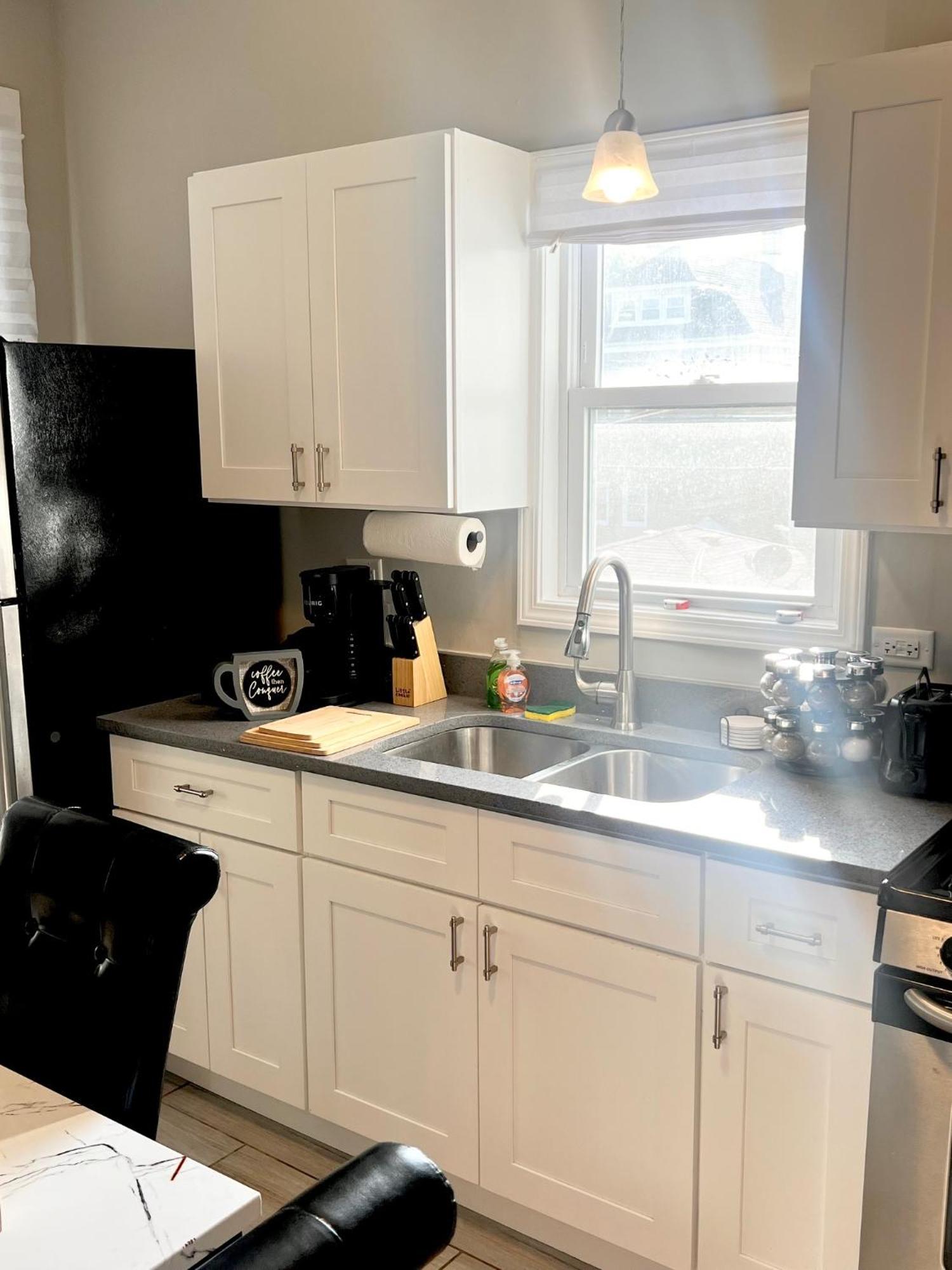 Apartment Cozy 10 Mins To Midway Airport & Downtown