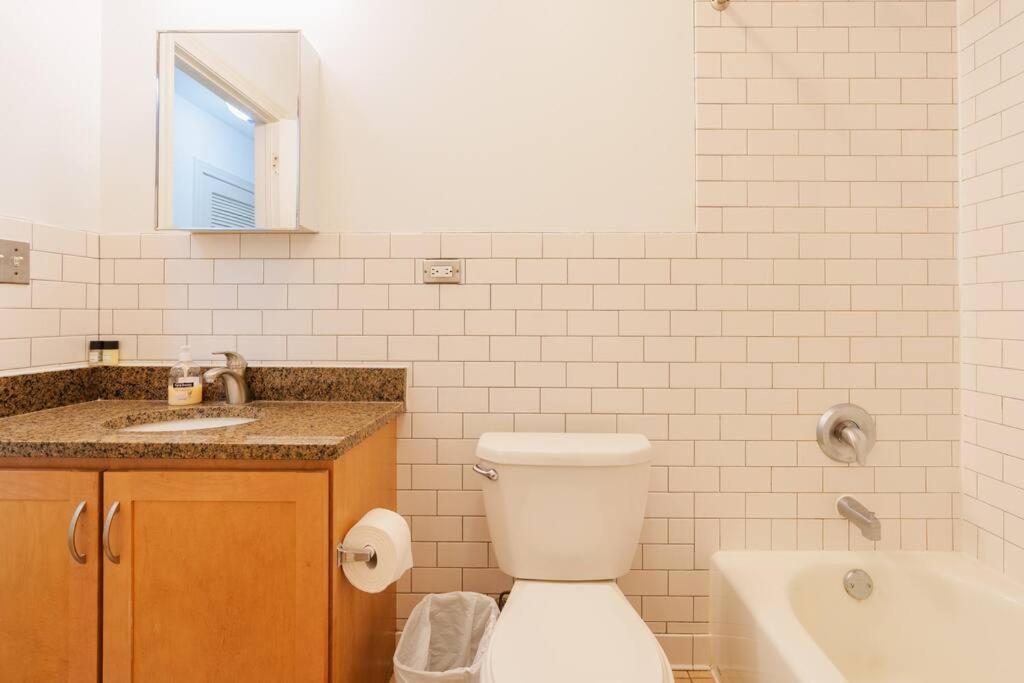 Cozy 3br Hyde Park Oasis Near Uchi, Shops & Dining * Chicago