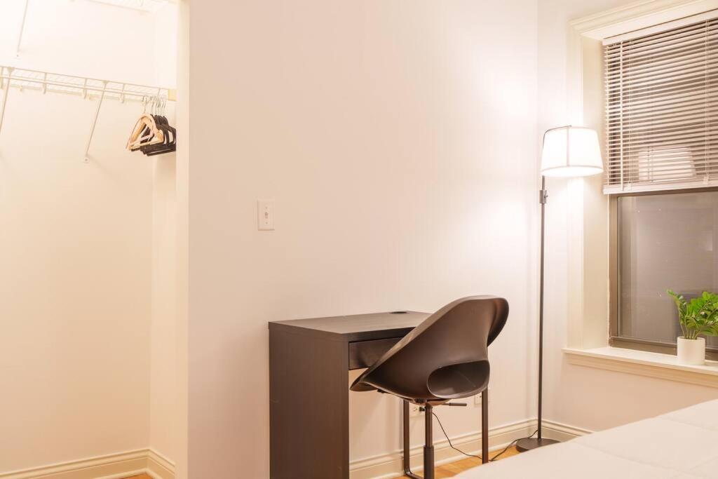 Apartment Cozy 3br Hyde Park Oasis Near Uchi, Shops & Dining Chicago