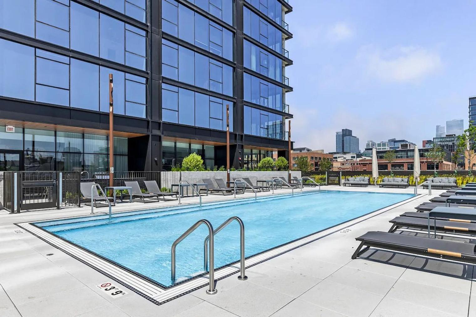 Blueground West Loop Gym Pet Area Wd Gym Chi-1098 Chicago