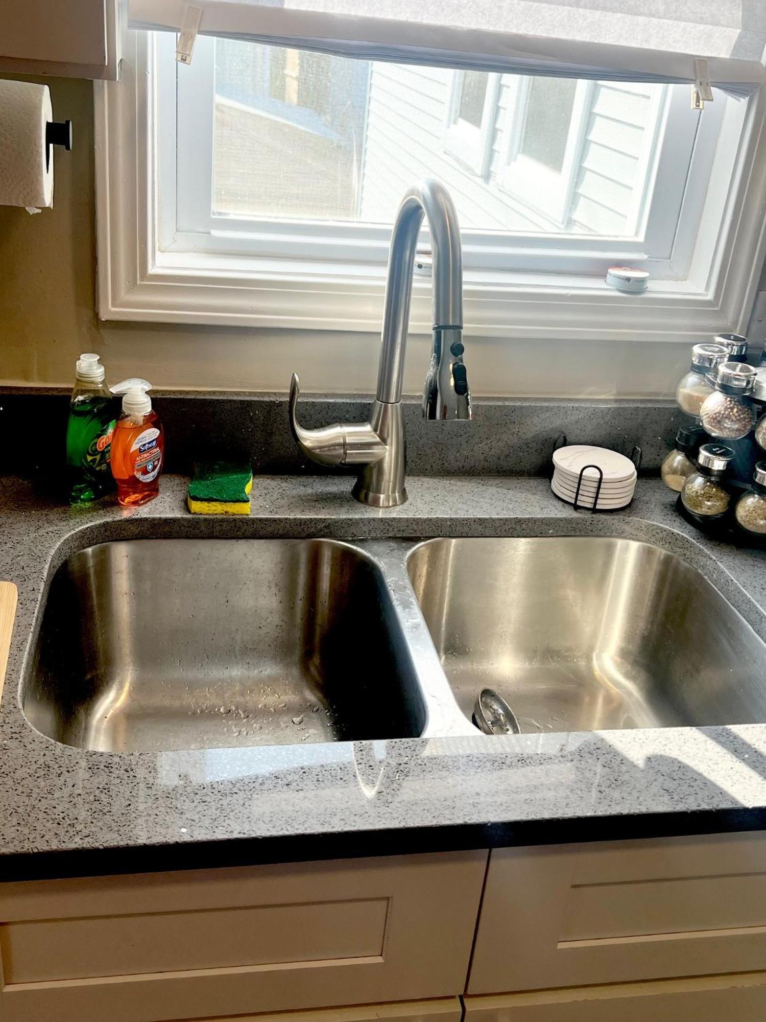 Cozy 10 Mins To Midway Airport & Downtown