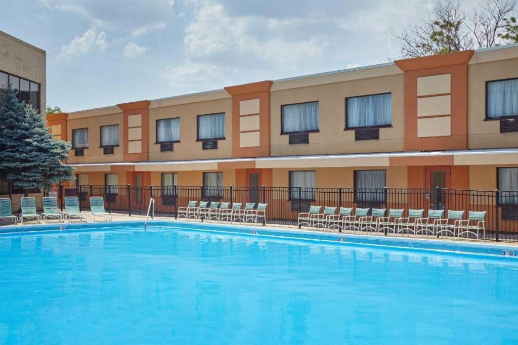 Hotel Shore 3*