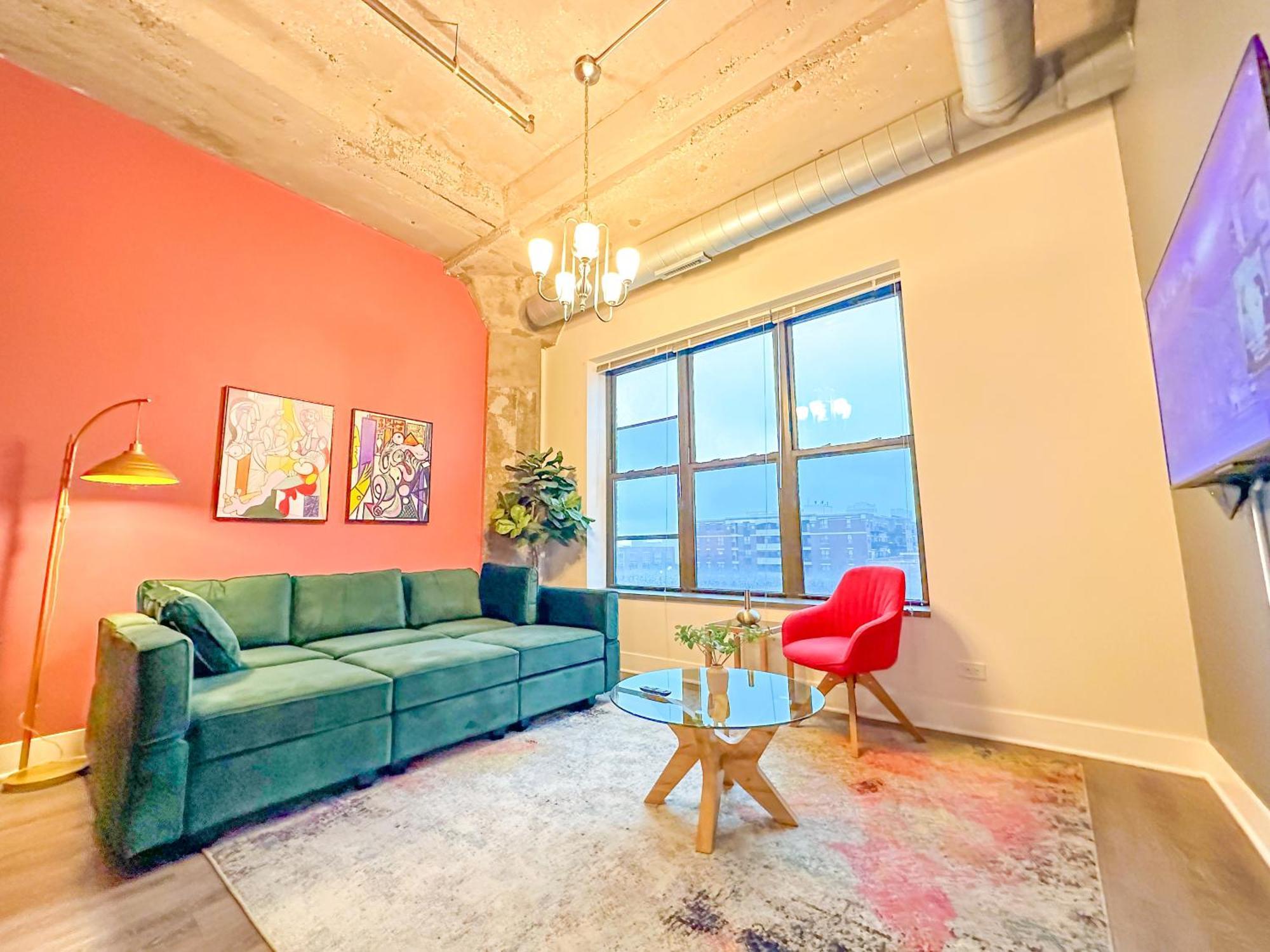 Mccormick 2br-2ba For Up To 8 Guests With Skyline View, Optional Parking & Gym Access Apartment Chicago