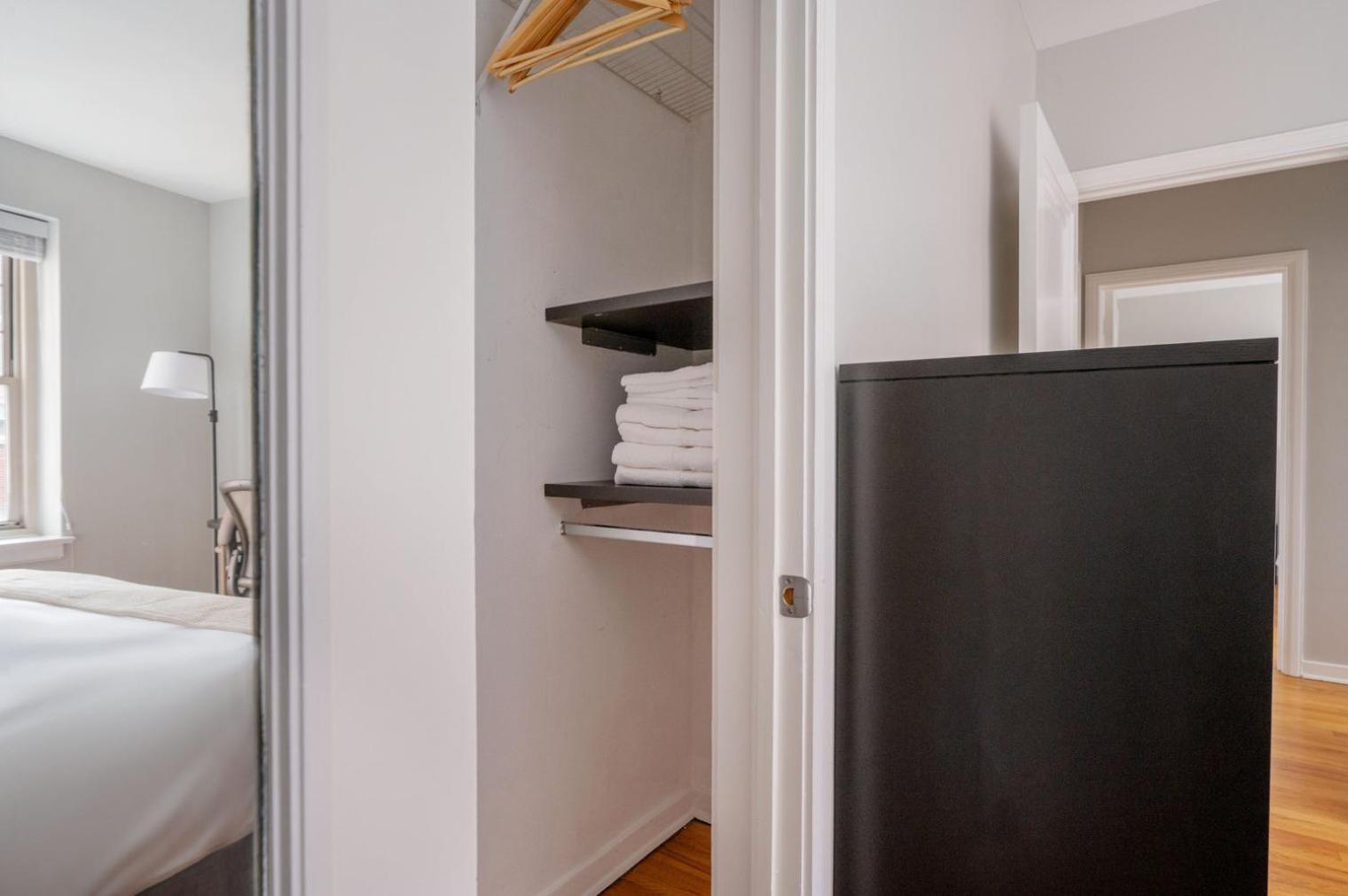 Evanston 2br W Courtyard Nr Northwestern Chi-953 Apartment Chicago