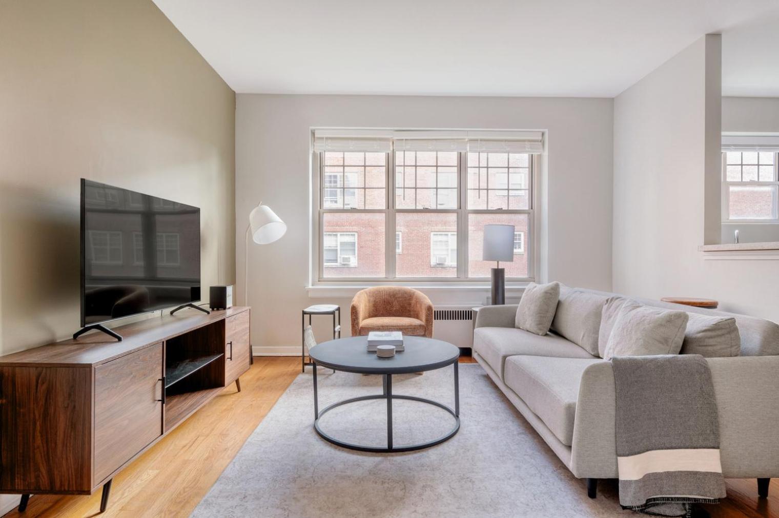 Evanston 2br W Courtyard Nr Northwestern Chi-953 Chicago