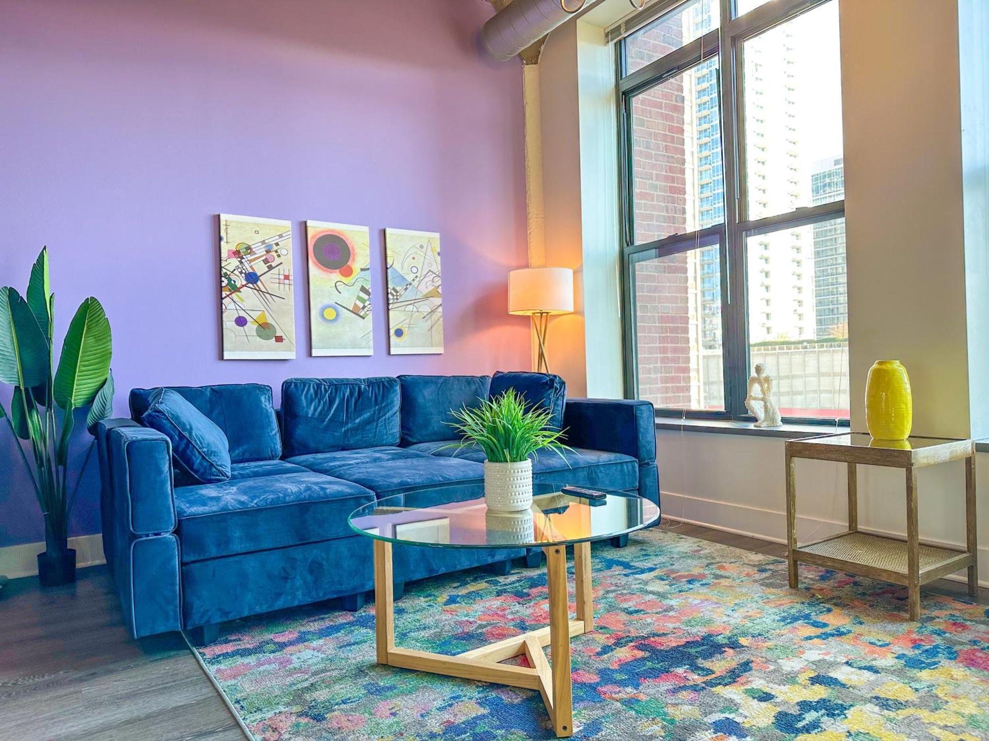 Mccormick 2br-2ba Family Unit For Up To 8 Guests With Optional Parking & Gym Access Chicago