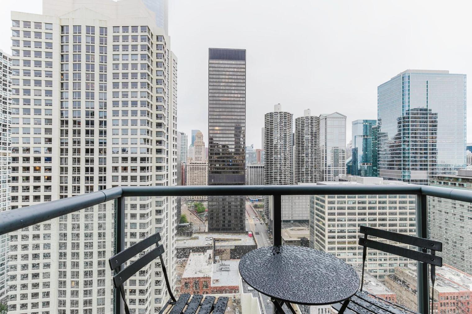 Blueground River North Doorman Pool Gym Chi-1094 Apartment *