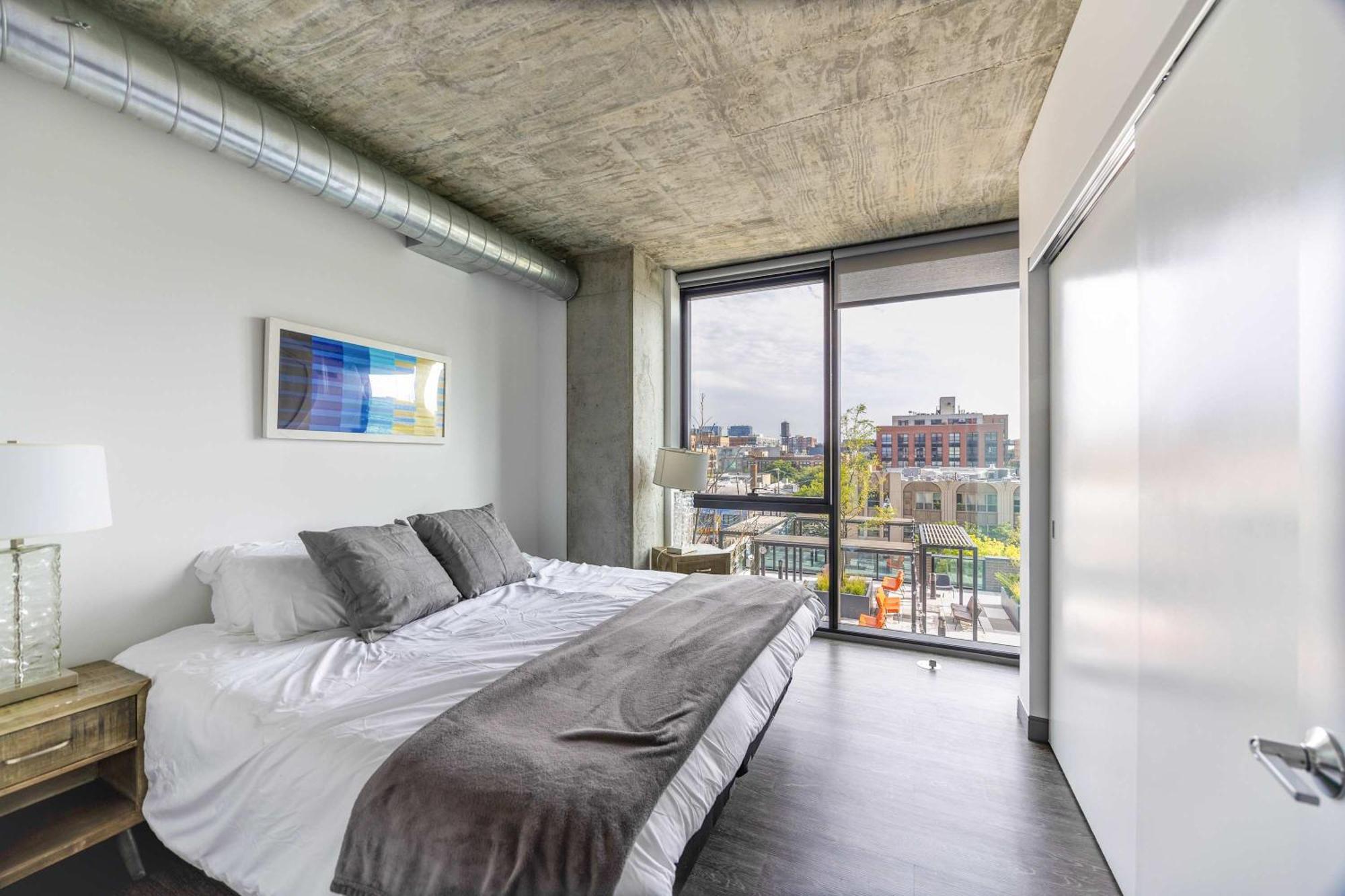 Apartment New Sleek 2br - Perfect Blend Of Comfort & Style In Chicago