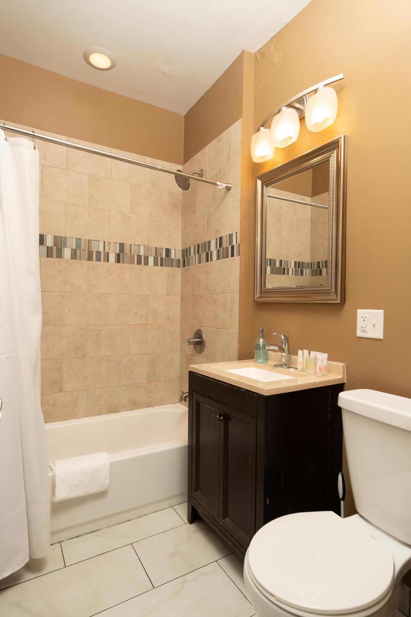 Apartment Flexhome Wicker Park 3br Dv1 *