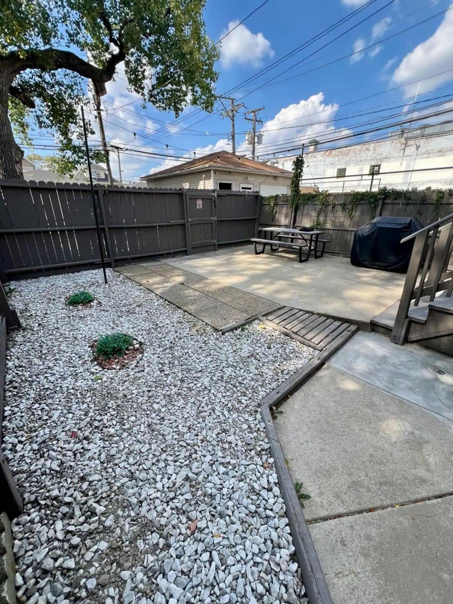 Cozy 3 Bedroom Near Downtown Parking