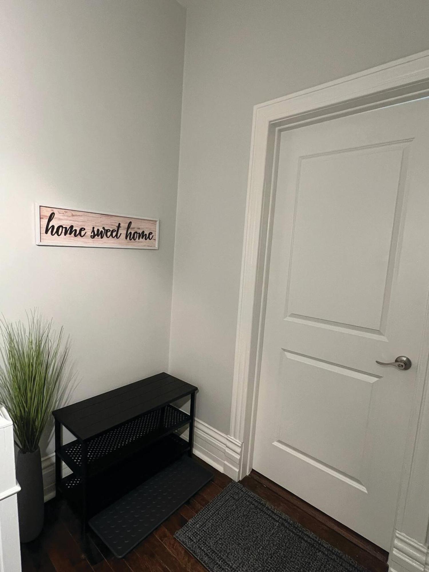 Apartment Cozy 3 Bedroom Near Downtown Parking *
