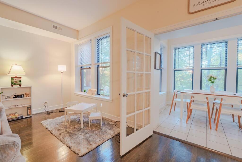 Apartment Chic & Elegant 4br Retreat Near Uchi With Laundry *