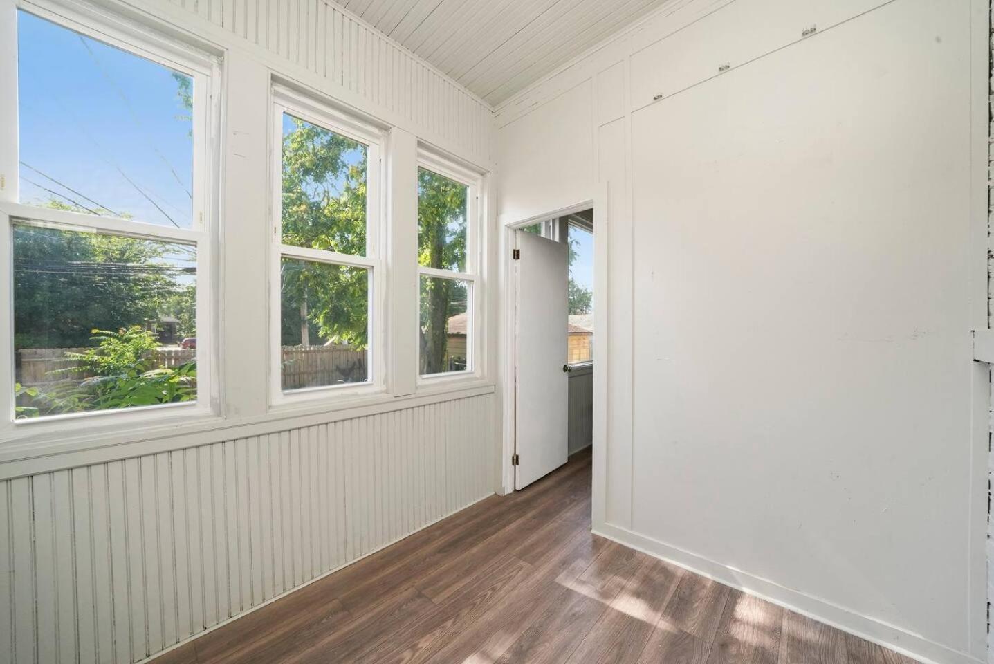 Gorgeous 5 Bedroom Gem With Games * Chicago