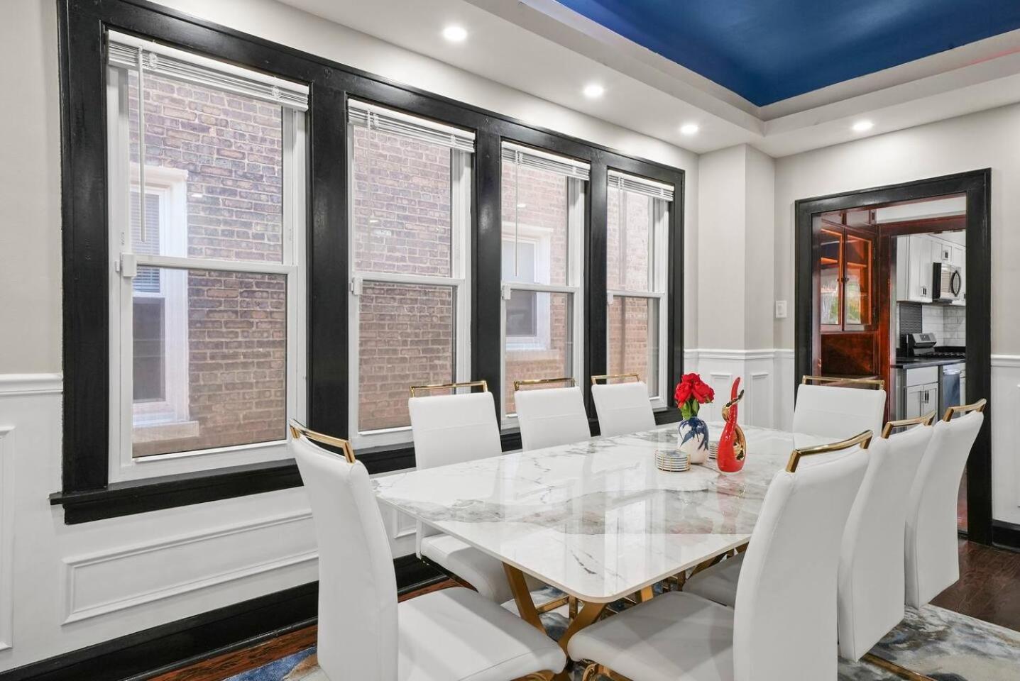 Gorgeous 5 Bedroom Gem With Games Chicago