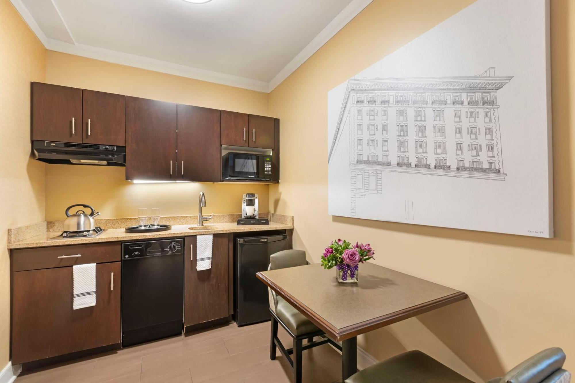 Western Hawthorne Terrace Hotel Chicago